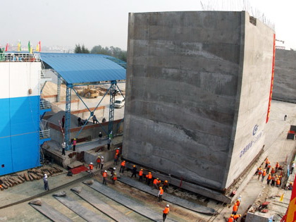 caissons launching by Ail lift bags