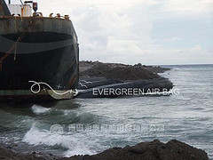 >> Rescue Grounded Barges by Airbags